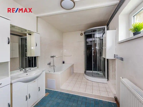 Prodej domu 375 m², pozemek 1118 m²