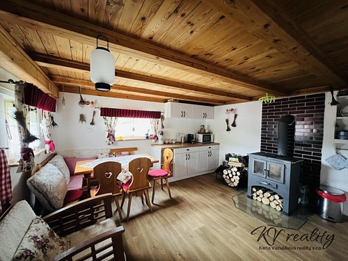 Prodaná chata 100 m², pozemek 394 m²