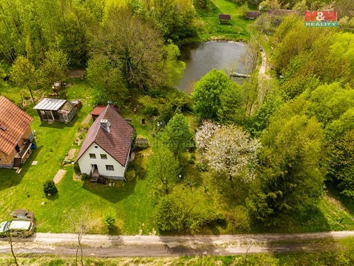 Prodaná chata 70 m², pozemek 793 m²