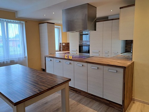 Prodaný dům 270 m², pozemek 970 m²