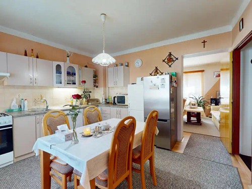 Prodaný dům 193 m², pozemek 1402 m²
