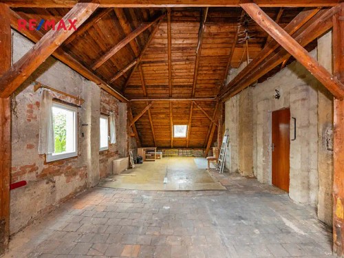 Prodej domu 375 m², pozemek 1118 m²