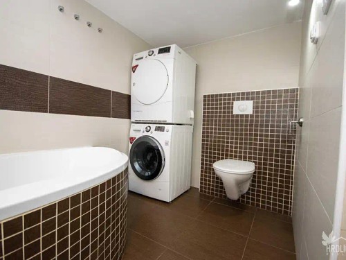 Prodej domu 140 m², pozemek 1035 m²