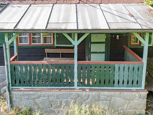 Prodaná chata 77 m², pozemek 484 m²