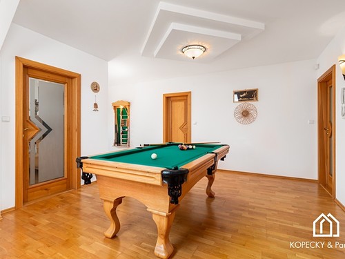 Prodaný dům 370 m², pozemek 1500 m²