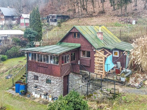 Prodaná  chata 66 m², pozemek 1301 m²