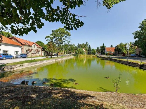 Prodej stavebního pozemku 843 m²