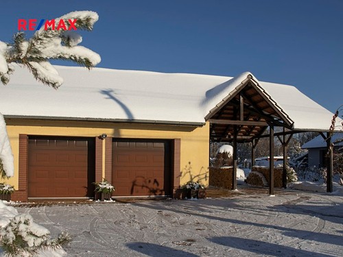 Prodaný  dům 230 m², pozemek 1870 m²