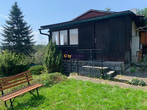 Prodaná chata 60 m², pozemek 423 m²