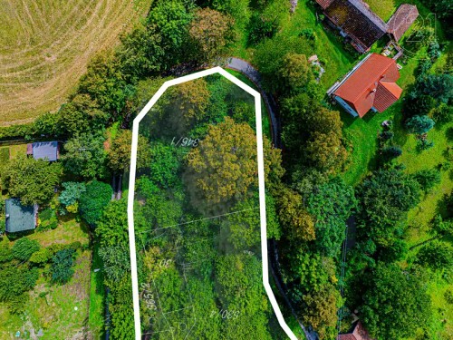 Prodej stavebního pozemku 1462 m²