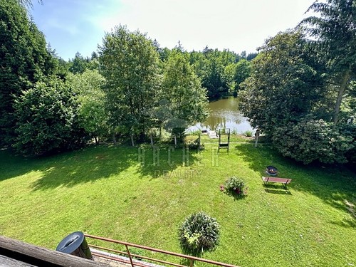 Prodaná chata 33 m², pozemek 1077 m²