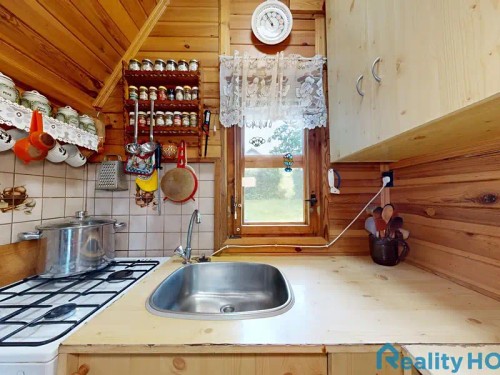 Prodaná chata 77 m², pozemek 100 m²