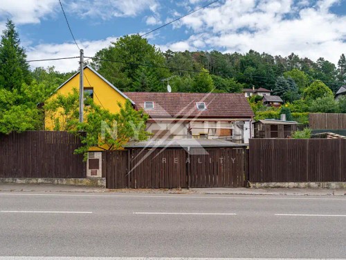 Prodaný dům 215 m², pozemek 943 m²