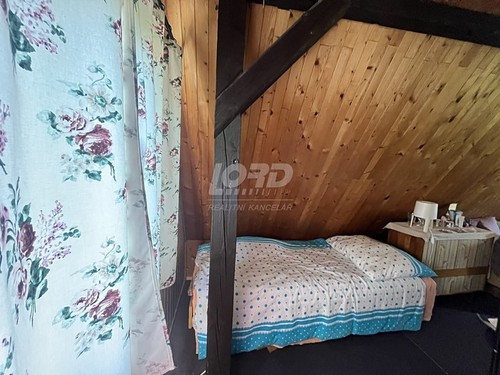 Prodaná chata 100 m², pozemek 415 m²