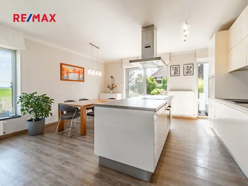 Prodaný dům 200 m², pozemek 699 m²