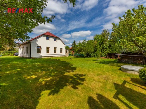 Prodej domu 375 m², pozemek 1118 m²