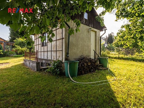 Prodaná chata 24 m², pozemek 384 m²