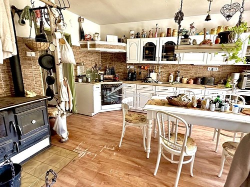 Prodaný dům 150 m², pozemek 15565 m²