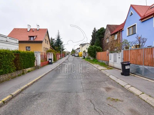 Prodej domu 282 m², pozemek 588 m²