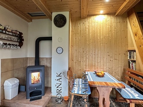 Prodaná chata 72 m², pozemek 432 m²