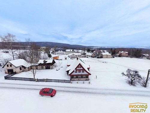 Prodaný dům 200 m², pozemek 2389 m²