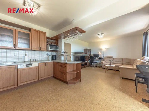 Prodej bytu 4+kk 83 m²