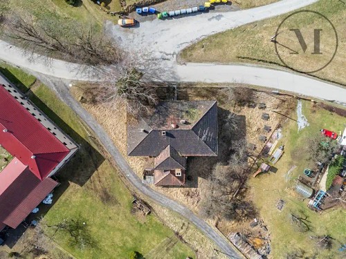 Prodej chalupy 617 m², pozemek 831 m²