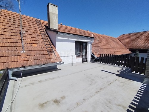 Prodaná chalupa 275 m², pozemek 1353 m²