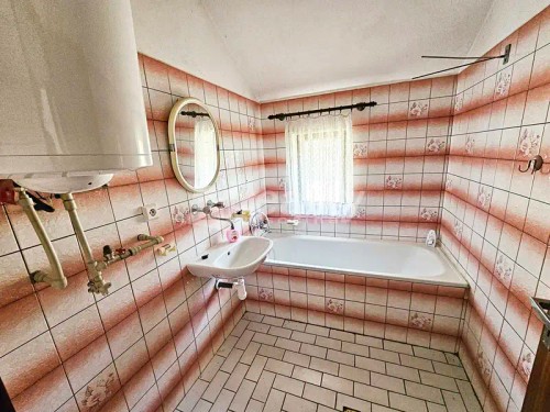 Prodaná zemědělská usedlost 200 m², pozemek 1438 m²