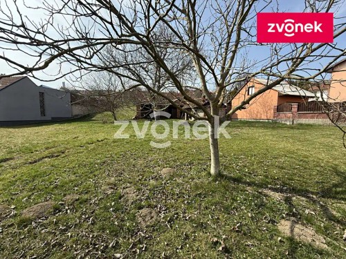 Prodej stavebního pozemku 800 m²