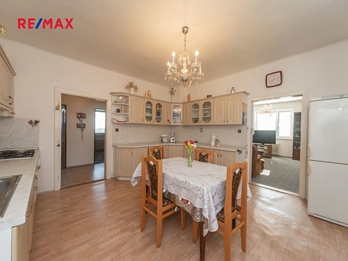 Prodaný dům 358 m², pozemek 1200 m²