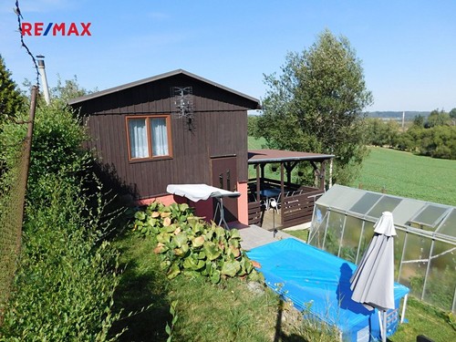 Prodaná chata 40 m², pozemek 357 m²