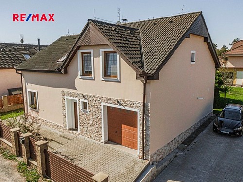 Prodaný dům 205 m², pozemek 707 m²