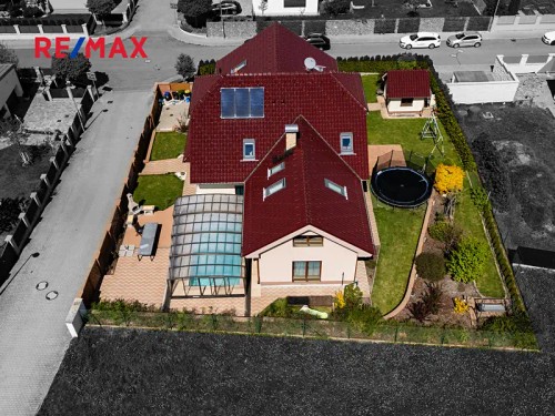 Prodej domu 392 m², pozemek 973 m²