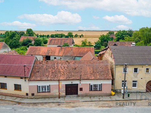 Prodaný dům 140 m², pozemek 1284 m²