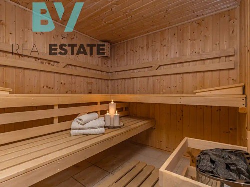 Prodaný dům 345 m², pozemek 1944 m²