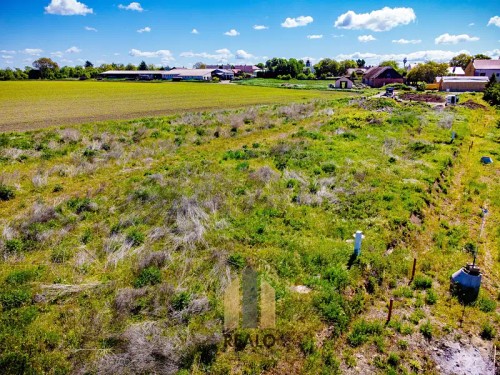 Prodej stavebního pozemku 748 m²