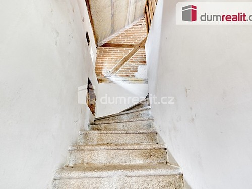 Prodaná chata 324 m², pozemek 1752 m²