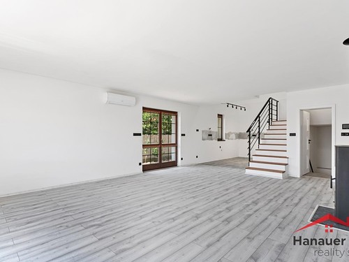 Prodaný dům 220 m², pozemek 921 m²