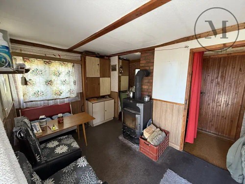 Prodaná chata 30 m², pozemek 385 m²