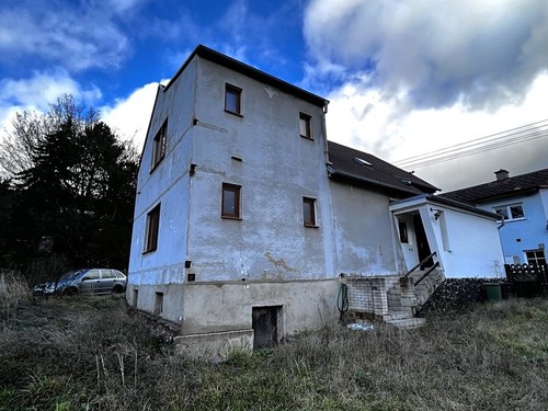 Prodaný dům 150 m², pozemek 1747 m²