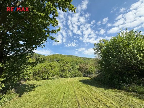 Prodej stavebního pozemku 1249 m²