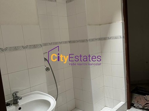 Prodaný dům 40 m², pozemek 82 m²