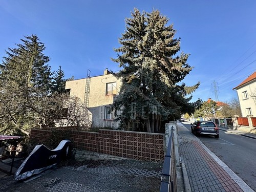 Prodaný dům 377 m², pozemek 874 m²