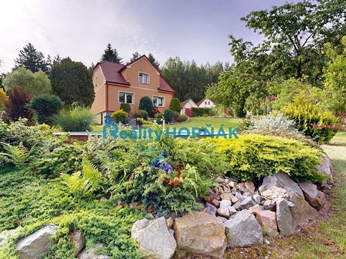 Prodaný dům 140 m², pozemek 1383 m²