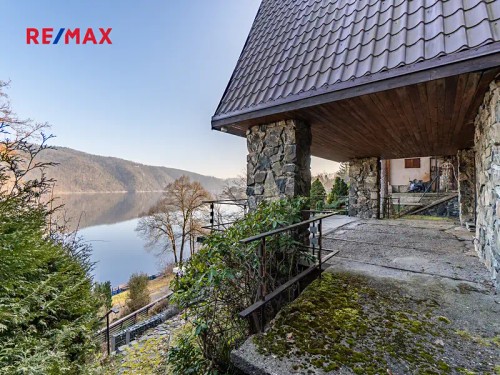 Prodaná chata 85 m², pozemek 381 m²