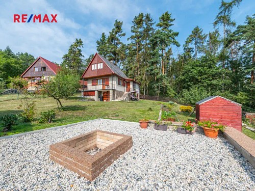 Prodaná chata 60 m², pozemek 961 m²