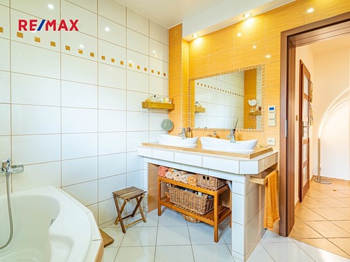 Prodaný dům 195 m², pozemek 848 m²