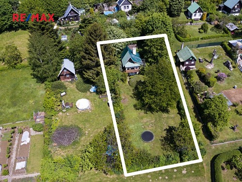 Prodaná chata 42 m², pozemek 689 m²