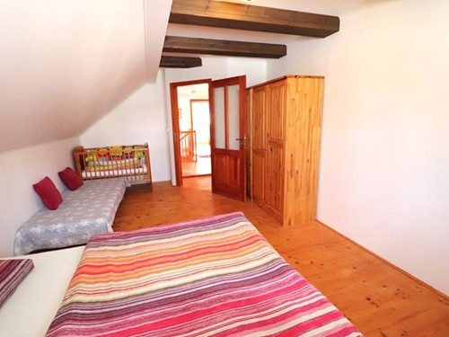 Prodaná chalupa 210 m², pozemek 2383 m²